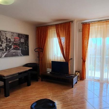 Bazsi Golden Beach Apartman Siofok Exterior photo