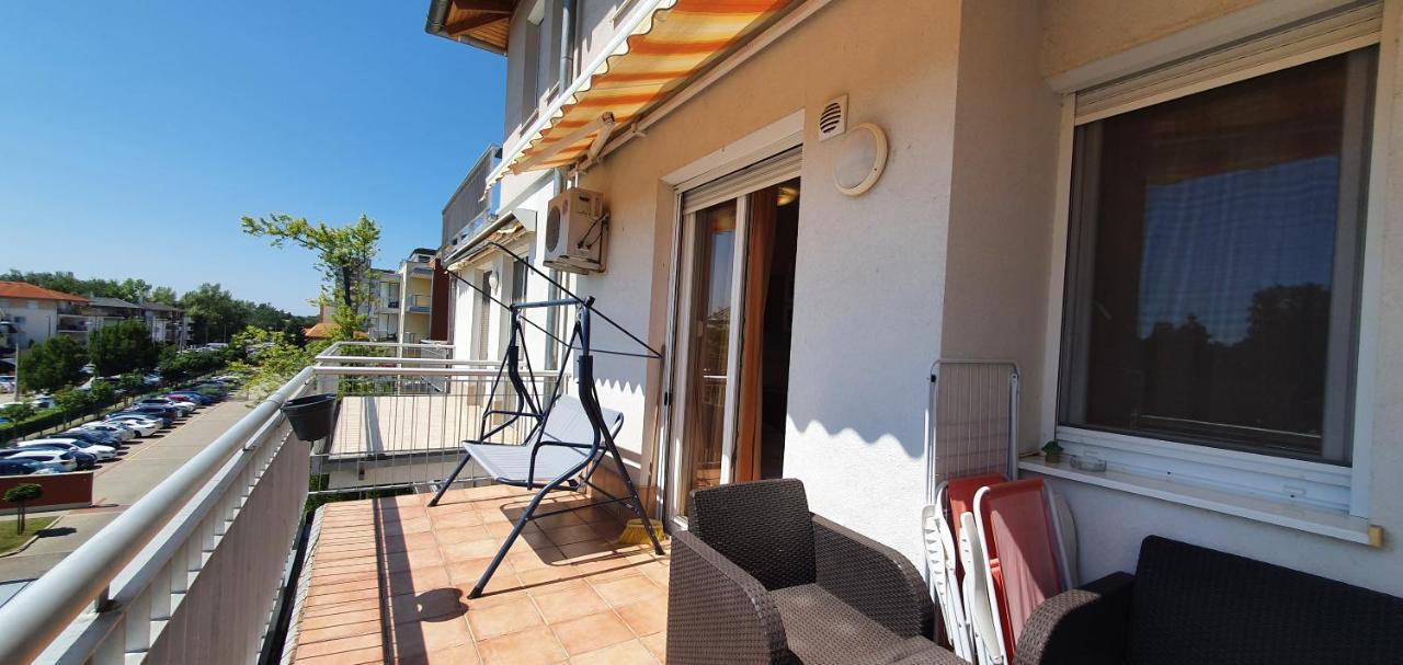Bazsi Golden Beach Apartman Siofok Exterior photo